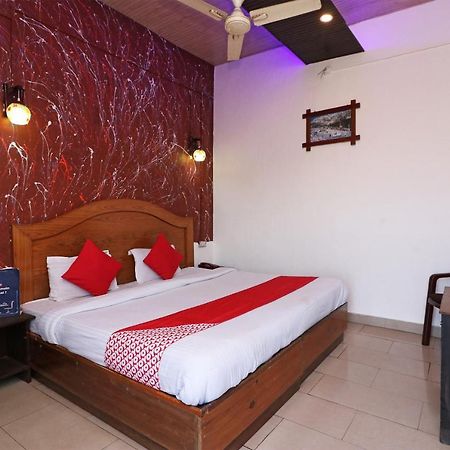 Oyo 74116 Hotel Feel Good Puri Exterior photo