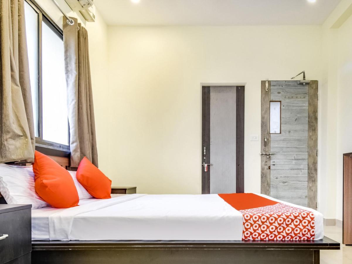 Oyo 74116 Hotel Feel Good Puri Exterior photo